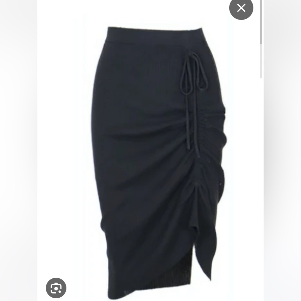 NWT Luke knit skirt in blacks size XS